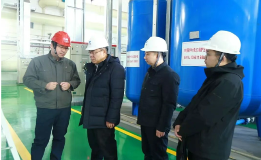 曹德强带队开展重点企业走访调研