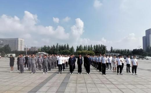 “退役不褪志·退伍不褪色”——辽宁（营口）沿海产业基地成功举办首届“庆八一·铸军魂”活动