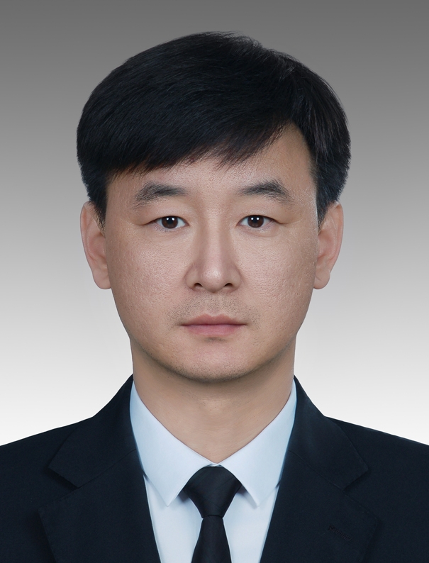 张遵程 沿海产业基地党工委委员、管委会副主任